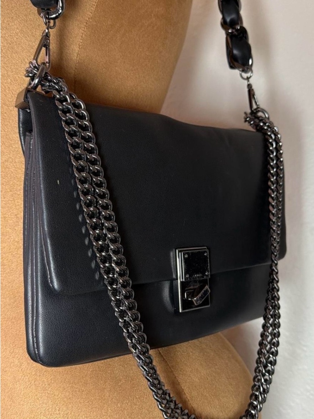 Aldo Black Leather Chain Shoulder/Crossbody Bag with Gunmetal Hardware